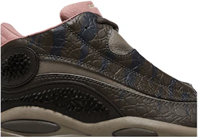 Order Jurassic World x Reebok The Answer DMX ''Giganotosaurus'' Sneaker HQ6276