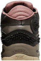 Sizing Jurassic World x Reebok The Answer DMX ''Giganotosaurus'' Sneaker HQ6276