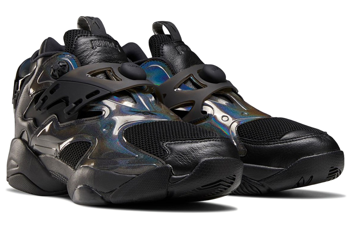 Shop Juun J x Reebok Pump Court「黑金屬」FZ3890