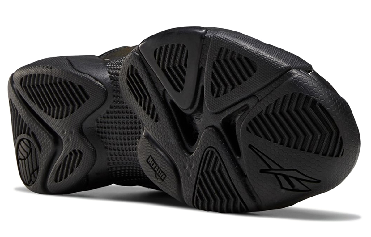 Sizing Juun J x Reebok Pump Court「黑金屬」FZ3890