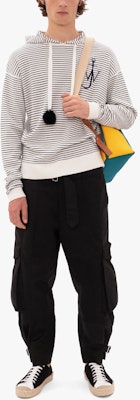 JW Anderson Pom Pom Hoodie Berjalur Kelabu Putih Pullover. KT0011YN0128-002 Lookbook JW Anderson Pom Pom Hoodie Berjalur Kelabu Putih Pullover. KT0011YN0128-002