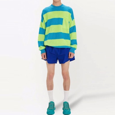 JW Anderson FW21 Logo Stripe Crewneck Sweater Biru Pullover. KW0547YN0177-826 Lookbook JW Anderson FW21 Logo Stripe Crewneck Sweater Biru Pullover. KW0547YN0177-826