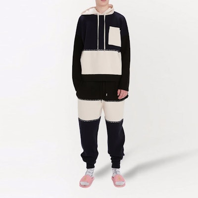 JW Anderson FW21 Celana Jogger Patchwork Hitam Pria KW0584-YN0170-027 Lookbook JW Anderson FW21 Celana Jogger Patchwork Hitam Pria KW0584-YN0170-027
