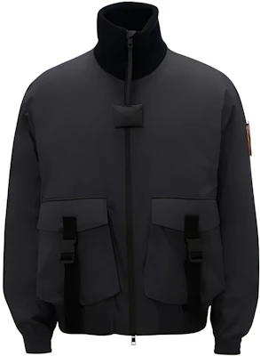 JW Anderson x Moncler 2022秋冬深蓝色宽松口袋飞行夹克 18552550 Buy JW Anderson x Moncler 2022秋冬深蓝色宽松口袋飞行夹克 18552550