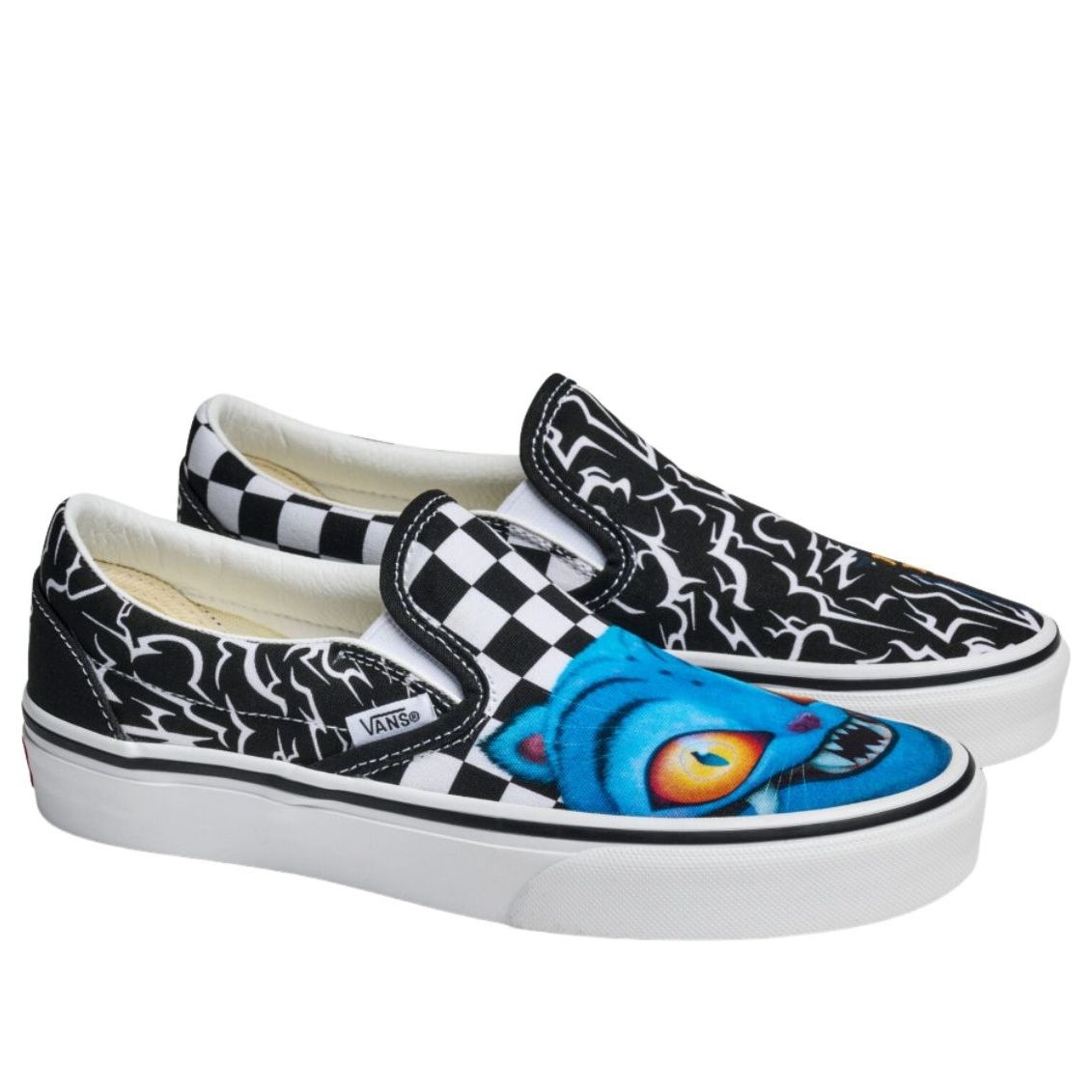 Order K-Pop Demon Hunters x Vans Slip-on Big Kid 'Black' VN000EC3BM8