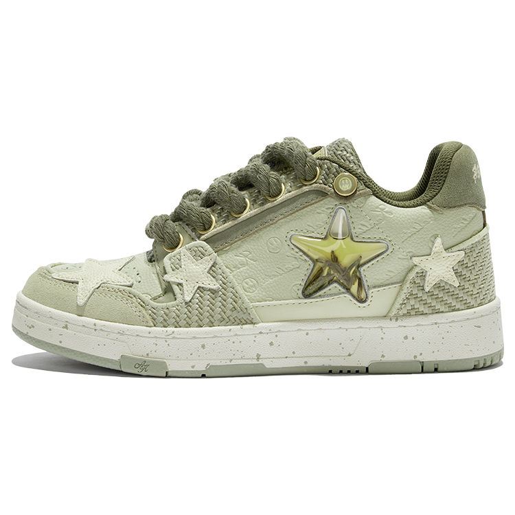 KAALIXTO × BEASTER West Lake Longjing Green Tea Low-Top Sneakers KSH230713