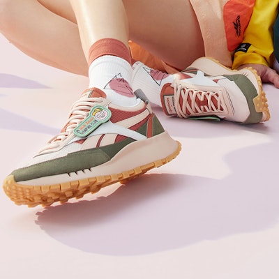 Kakao x Reebok Classic Leather Legacy 'Soft Ecru Hunter Green' GZ6150 Details for Kakao x Reebok Classic Leather Legacy 'Soft Ecru Hunter Green' GZ6150