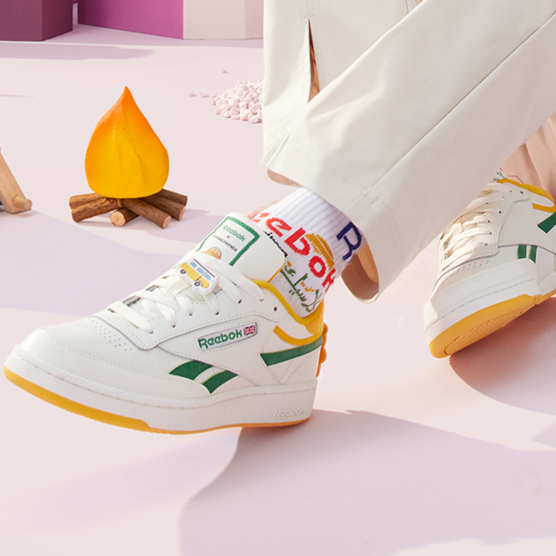 Details for Reebok Kakao x Club C 舒适耐磨滑板鞋 白绿 男女通用 '白绿' GV8583