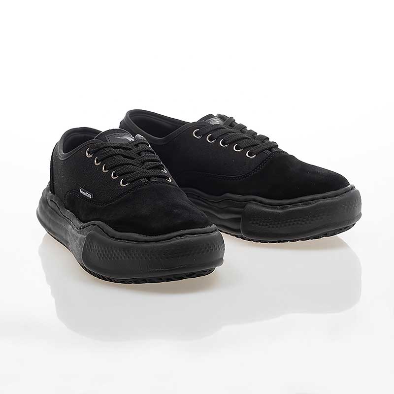 Order 袋鼠牌 MELT 運動鞋系列 KM31620