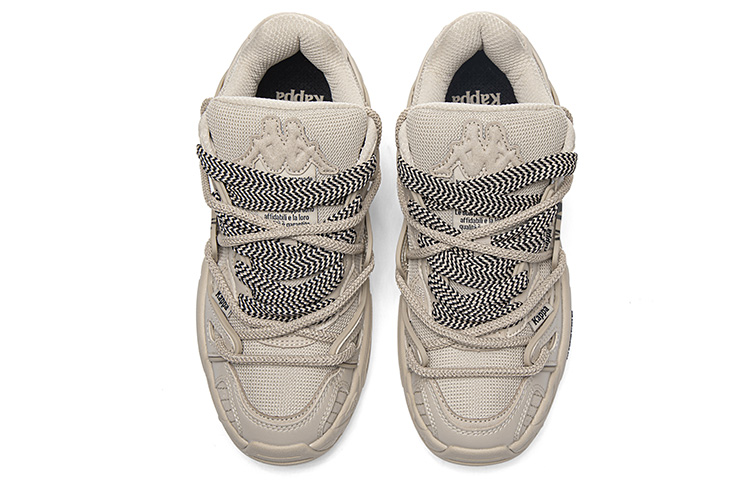 Shop Kappa 休闲低帮鞋 '牛津棕黑' K0DZ5CS21-648