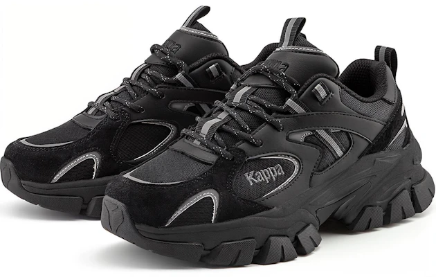 Kappa Déconstruit Rétro ''Noir Confort'' K0BZ5MC54-990 Lookbook Kappa Déconstruit Rétro ''Noir Confort'' K0BZ5MC54-990