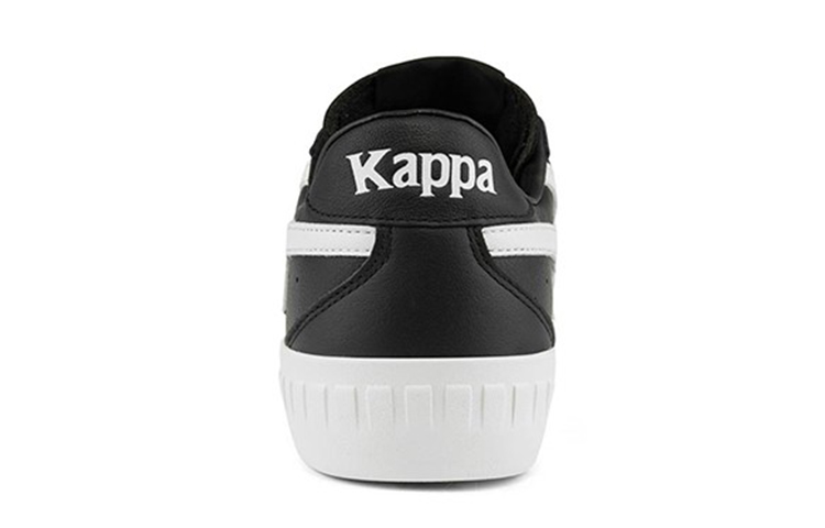 Shop Kappa Sneaker Kasual Rendah 'Hitam dan Putih' K0BW5CC28-990