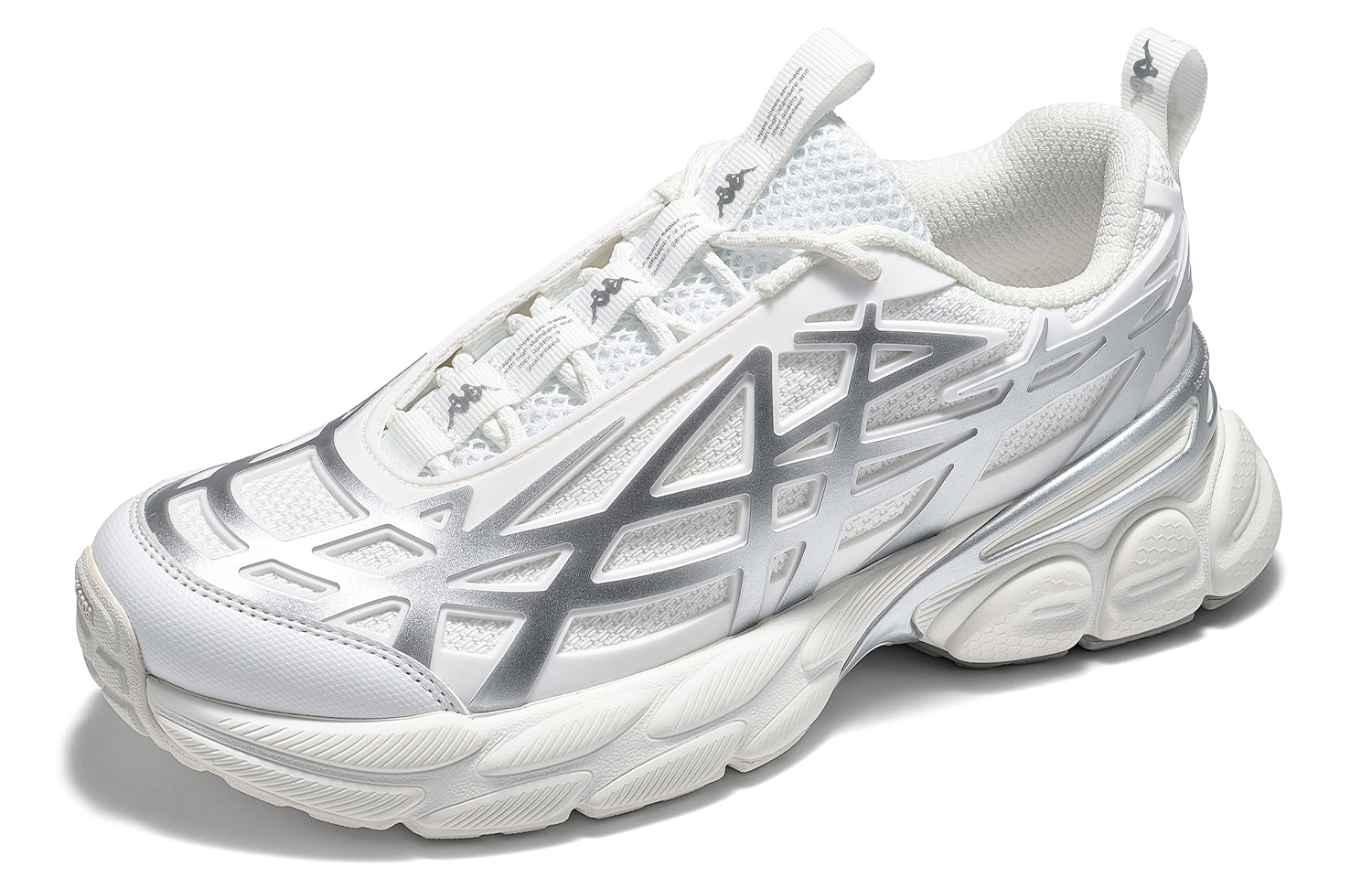 Lookbook Kappa 低帮白色老爹鞋 K0EY5MC41-012