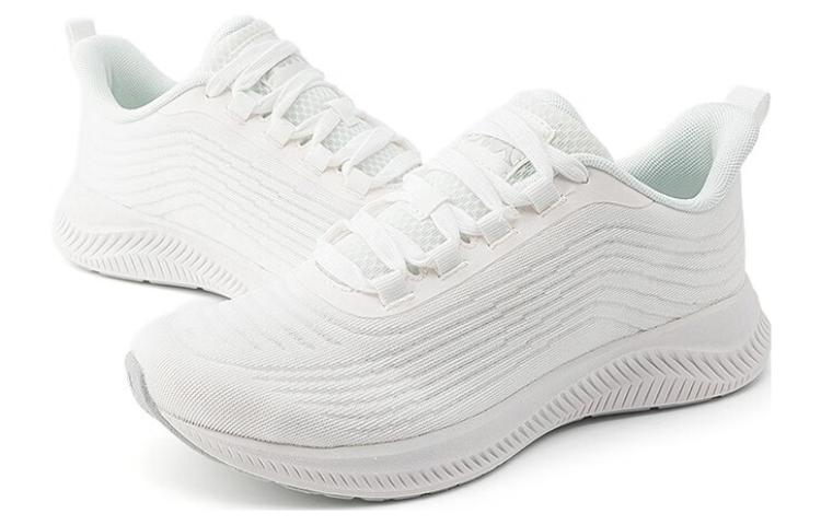 Shop Kappa 輕便運動 防滑耐磨 低筒 跑步鞋 男女同款 白