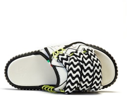 카파 슬립온 컴포트 트렌드 (흑백) K0EX5LT23-012 Lookbook 카파 슬립온 컴포트 트렌드 (흑백) K0EX5LT23-012