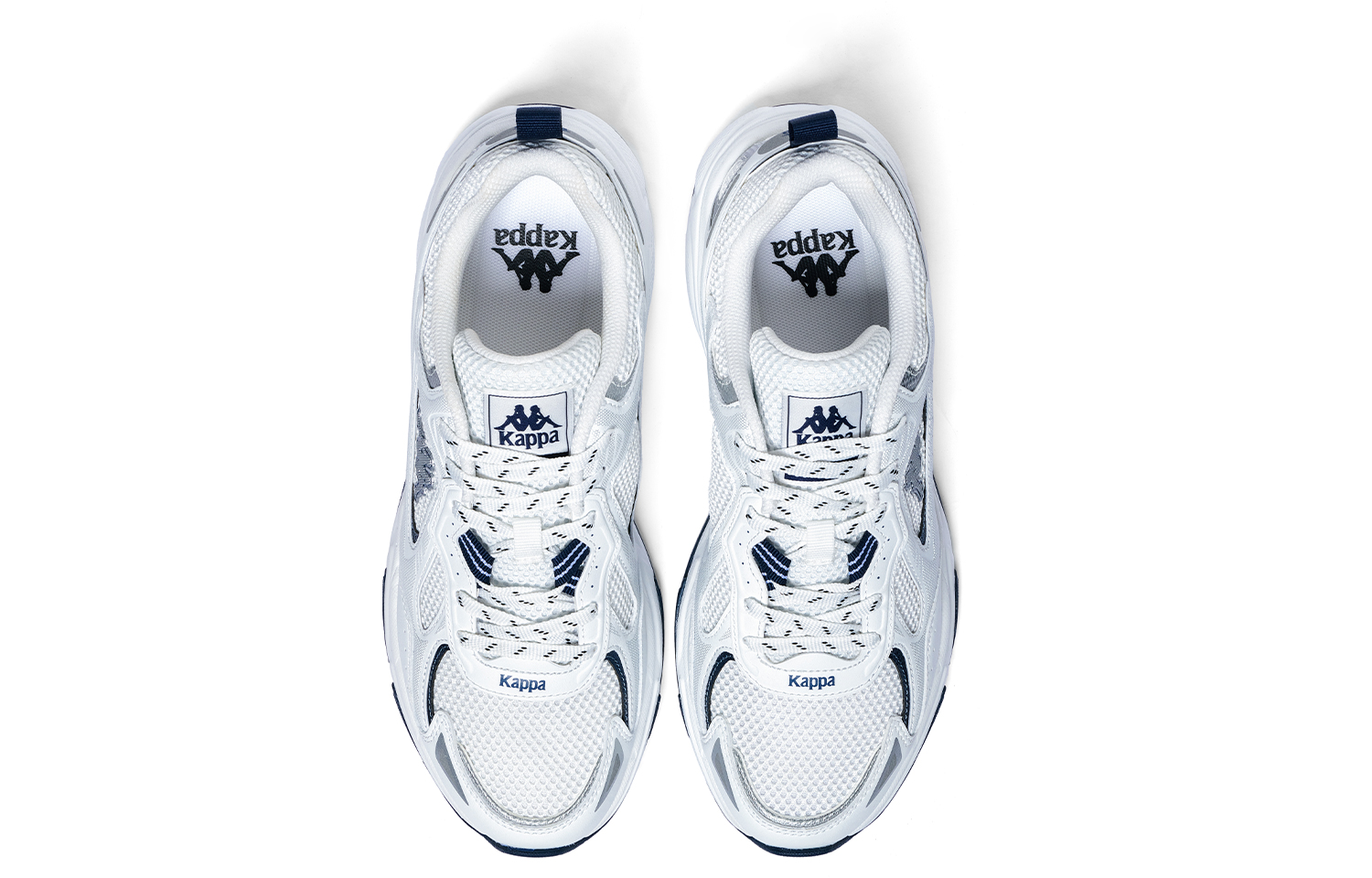 Shop Kappa 羽翼 大網通風 輕巧舒適 時尚潮流 耐磨防滑 低筒 老爹鞋 男女皆宜 經典白