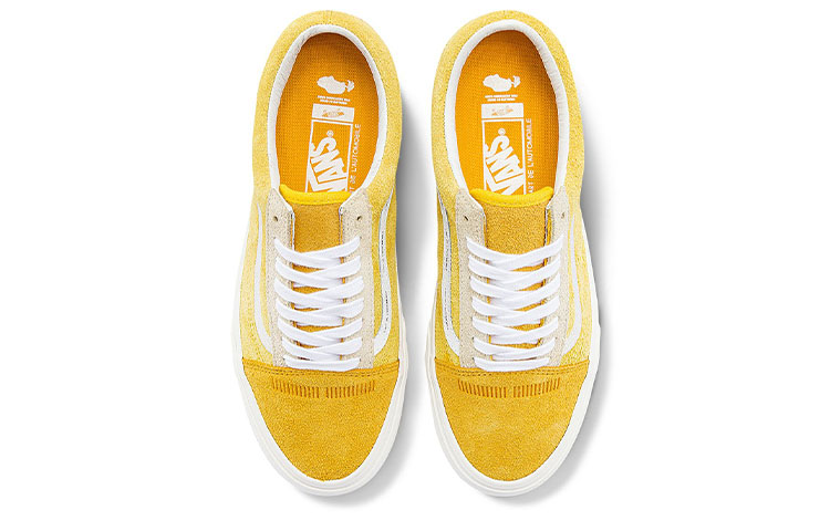 Shop KAR x Vans オールドスクール "エキゾーストパック" イエロー VN0A4BVFYLW