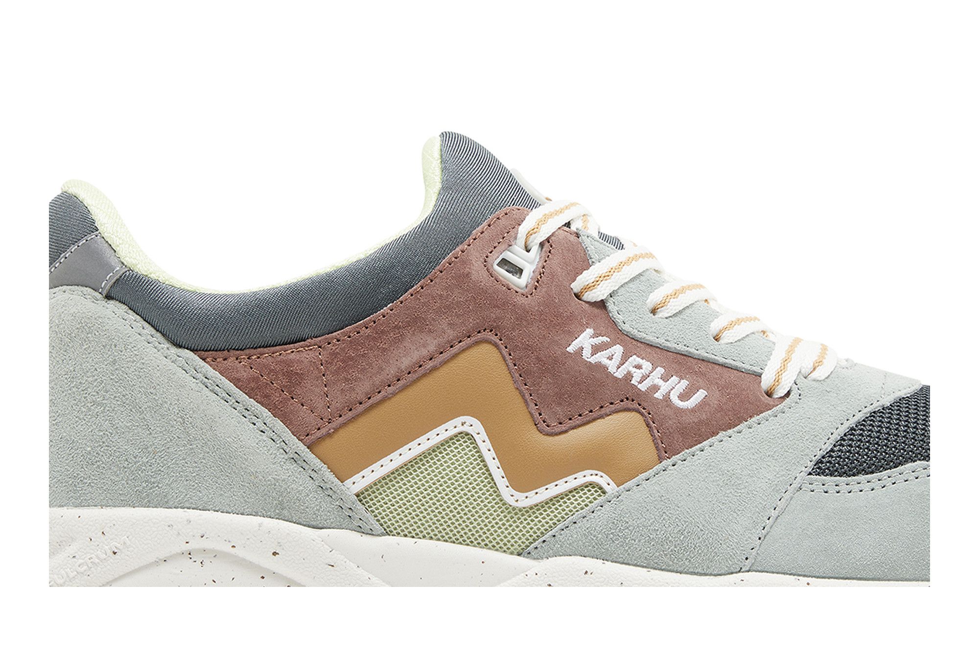 Order Karhu Aria 95 '鸽子灰' F803087