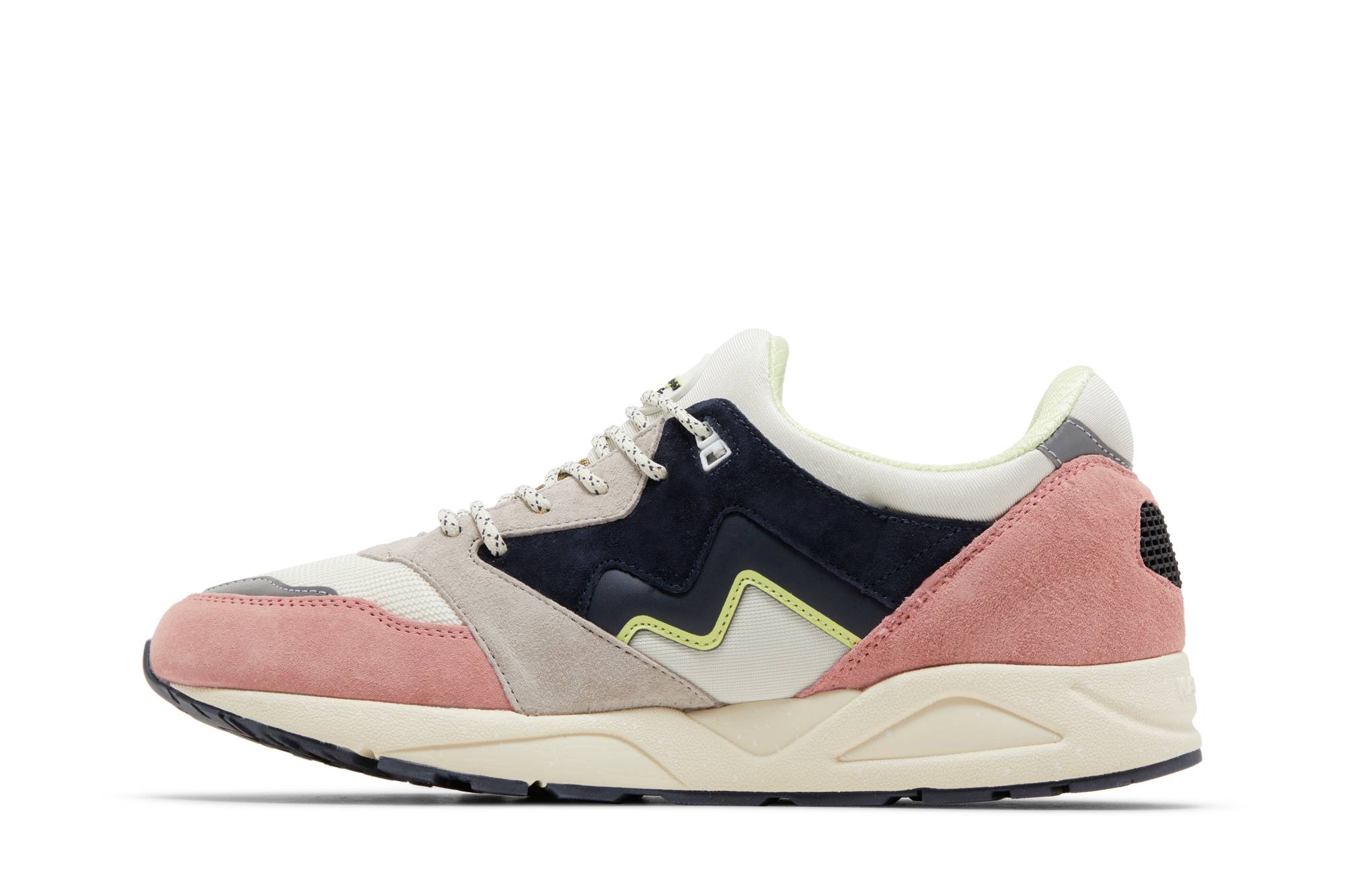 Lookbook Karhu Aria 95 'Rose Tan' Kasut Sneakers Lelaki Perempuan F803084