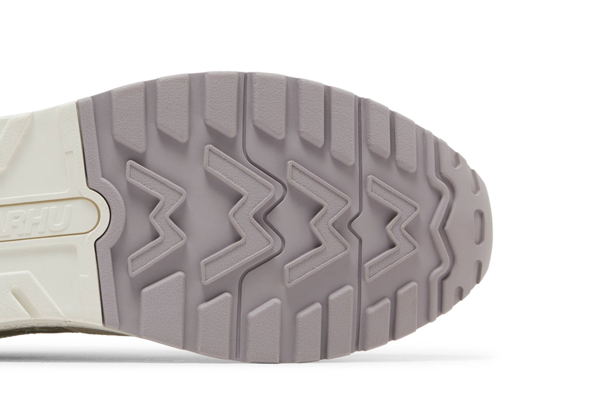 Purchase Karhu Legacy 96 'Hijau Celadon Hari Hujan' F806047