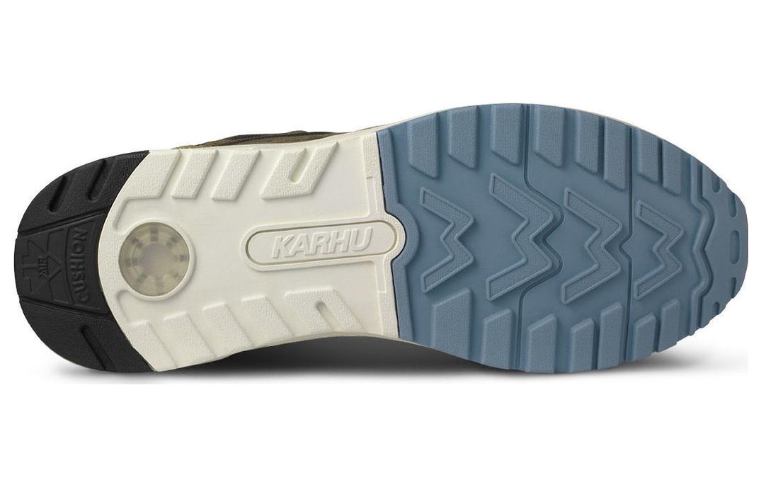 Shop Karhu Legacy 96 'Pohon Finlandia Pack - Lumut Hijau' F806040