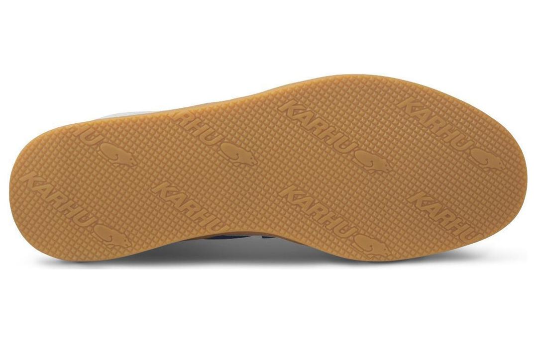 Shop Karhu Trampas 'Blanco Azul Goma' F809024