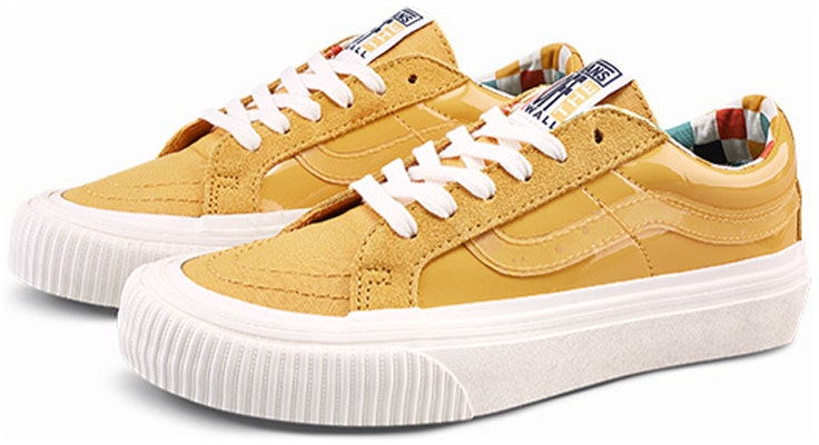 Karina Rozunko x Vans Sk8-Low Reissue SF 'Patent Honey Gold' Kuning Emas. VN0A4UWI24L Lookbook Karina Rozunko x Vans Sk8-Low Reissue SF 'Patent Honey Gold' Kuning Emas. VN0A4UWI24L