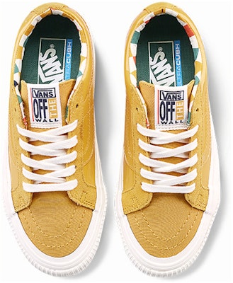Karina Rozunko x Vans Sk8-Low Reissue SF 'Patent Honey Gold' Kuning Emas. VN0A4UWI24L Shop Karina Rozunko x Vans Sk8-Low Reissue SF 'Patent Honey Gold' Kuning Emas. VN0A4UWI24L