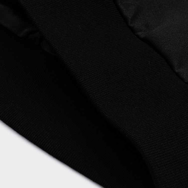 Shop KARL LAGERFELD FW23 黑色圖案拉鍊連帽外套 1K1B50101538