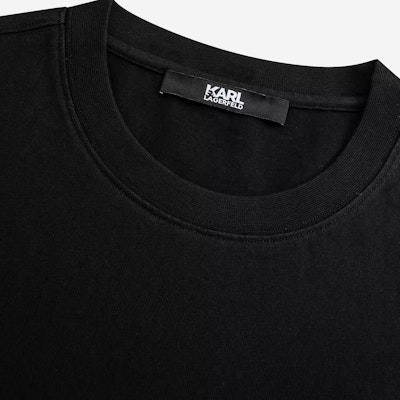 KARL LAGERFELD SS24 Black Crewneck T-Shirt with Embroidered Logo. 241N1719 Lookbook KARL LAGERFELD SS24 Black Crewneck T-Shirt with Embroidered Logo. 241N1719