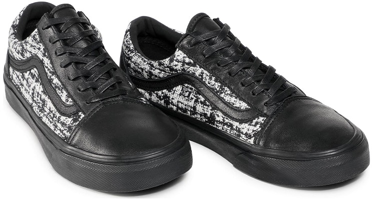 卡尔·拉格斐 x Vans Old Skool '黑色呢绒' VN0A38G1OEG Lookbook 卡尔·拉格斐 x Vans Old Skool '黑色呢绒' VN0A38G1OEG