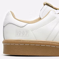 KASINA x adidas Superstar Boost 'Taesahae' CM8002 Shop KASINA x adidas Superstar Boost 'Taesahae' CM8002