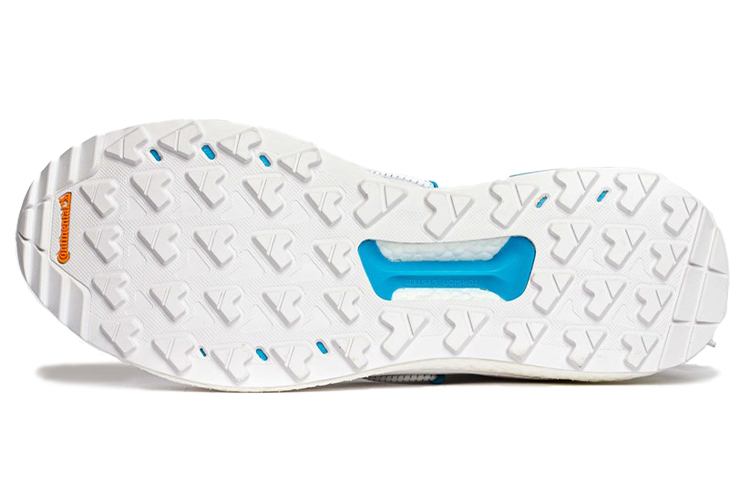 Shop KASINA x adidas Terrex Free Hiker "冰"款徒步鞋 EF7770