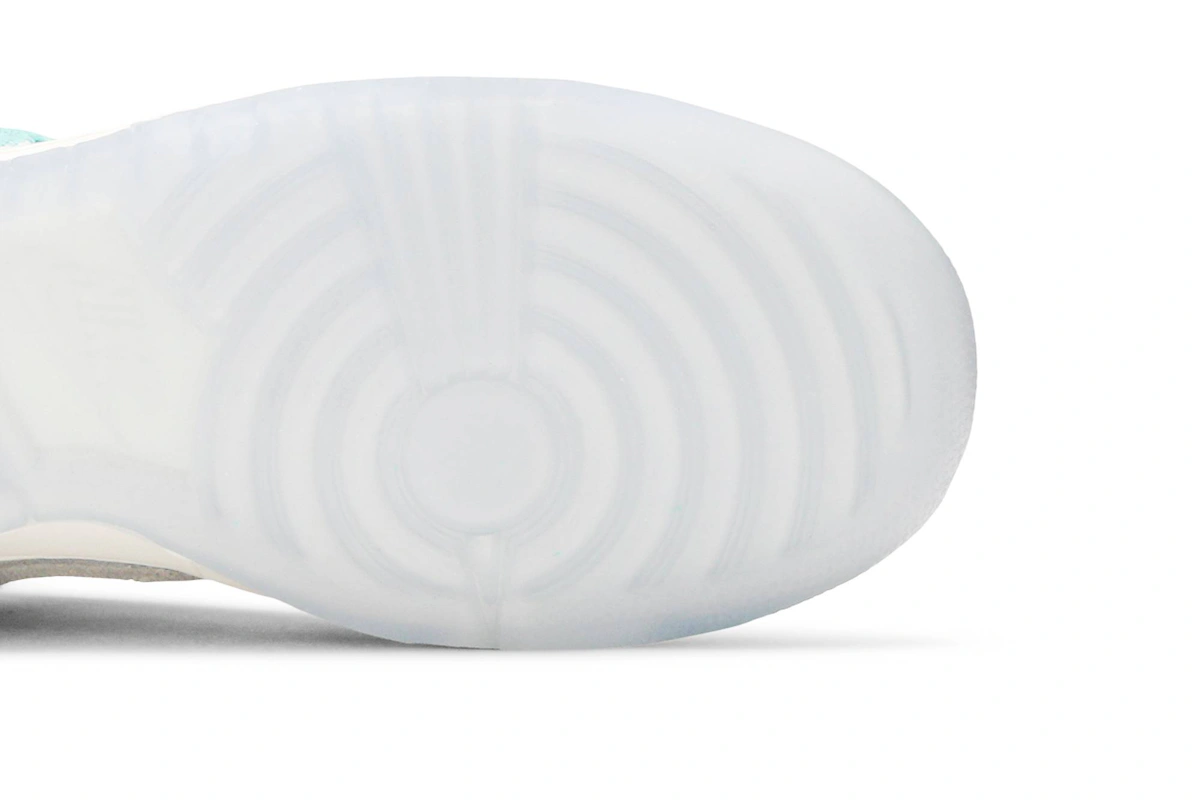 Kasina x Nike Dunk Low 'Road Sign' CZ6501-101