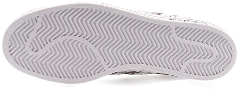 Kasing Lung x Disney x adidas Superstar 'Labubu Mickey Mouse' dalam Malay. GZ8839 Purchase Kasing Lung x Disney x adidas Superstar 'Labubu Mickey Mouse' dalam Malay. GZ8839