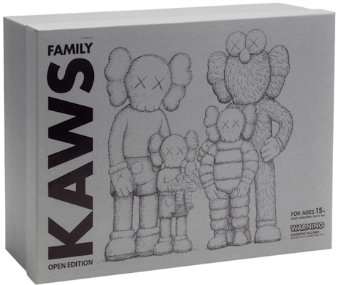 KAWS Family Vinyl Figures Grey/Pink Order KAWS Family Vinyl Figures Grey/Pink