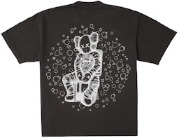 KAWS Untuk Kid Cudi Moon Man GID Baju 'Hitam Vintage' Order KAWS Untuk Kid Cudi Moon Man GID Baju 'Hitam Vintage'