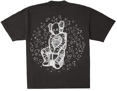 KAWS Para Kid Cudi Moon Man GID Camiseta 'Negro Vintage' Order KAWS Para Kid Cudi Moon Man GID Camiseta 'Negro Vintage'