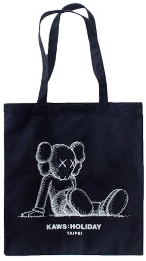 kaws-holiday-limited-companion-tote-bag-navy