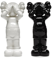 KAWS Holiday UK Ceramic Containers Set (Edition of 1000) KAWS Holiday UK Ceramic Containers Set (Edition of 1000)