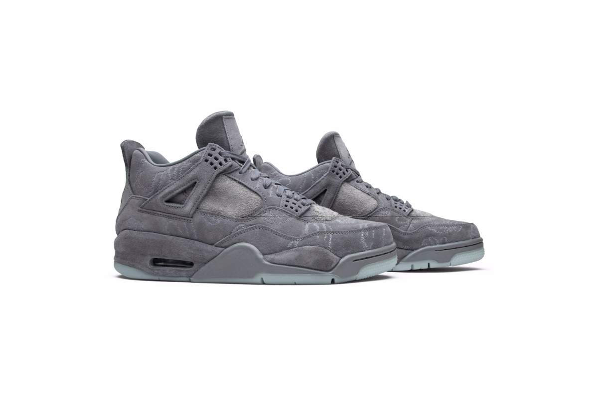KAWS x Air Jordan 4 Retro 'Cool Grey'