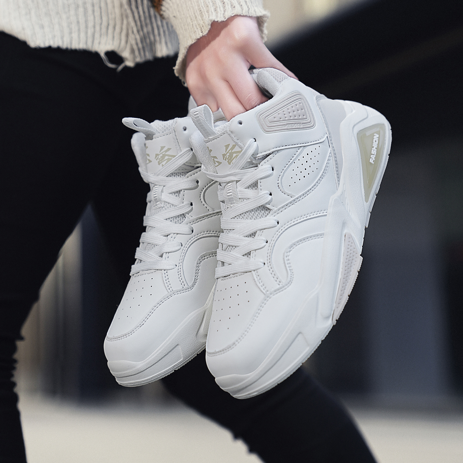 Shop Kaws x BAPE Bapesta FS-029 Low 'Chompers - Rosa' 630