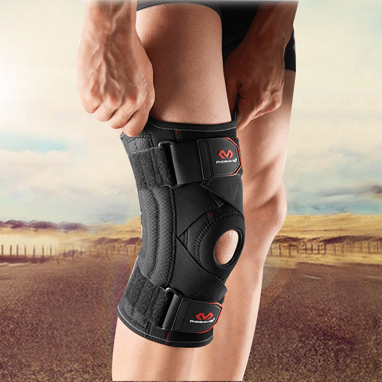 Shop Kaws x BAPE Bapesta FS-029 Low 'Chompers - Blanco' 425