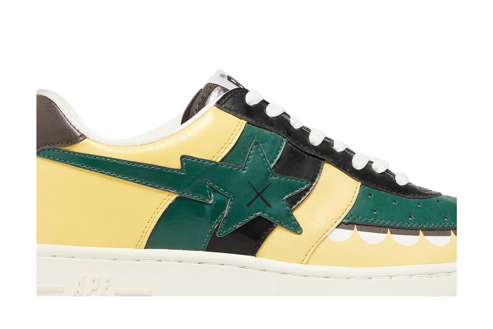 Order Kaws x BAPE Bapesta FS-029 Low 'Chompers - Beige' zapatillas. 659