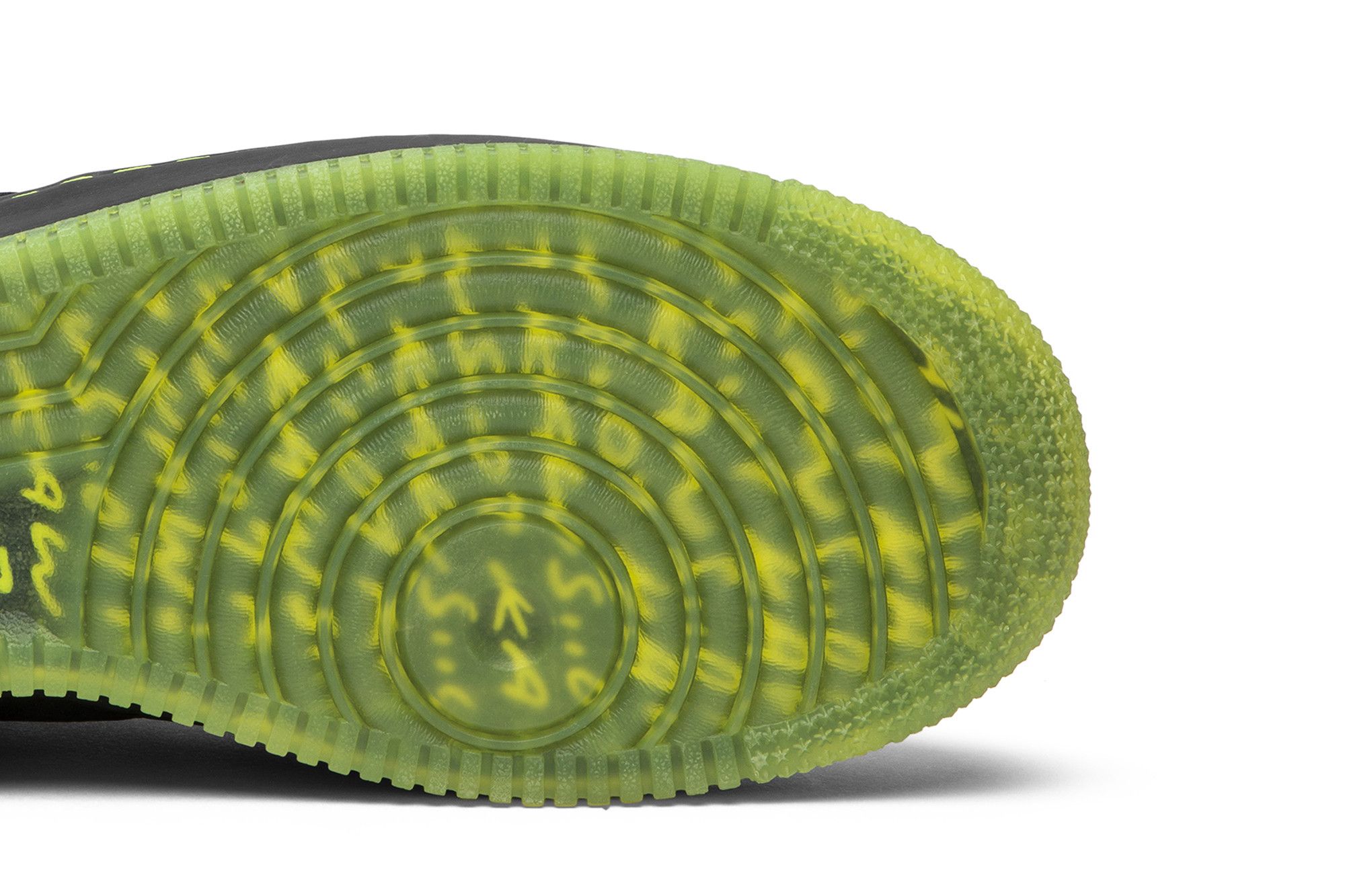 Purchase KAWS x Nike Air Force 1 Low Supreme Sneakers 318985-001