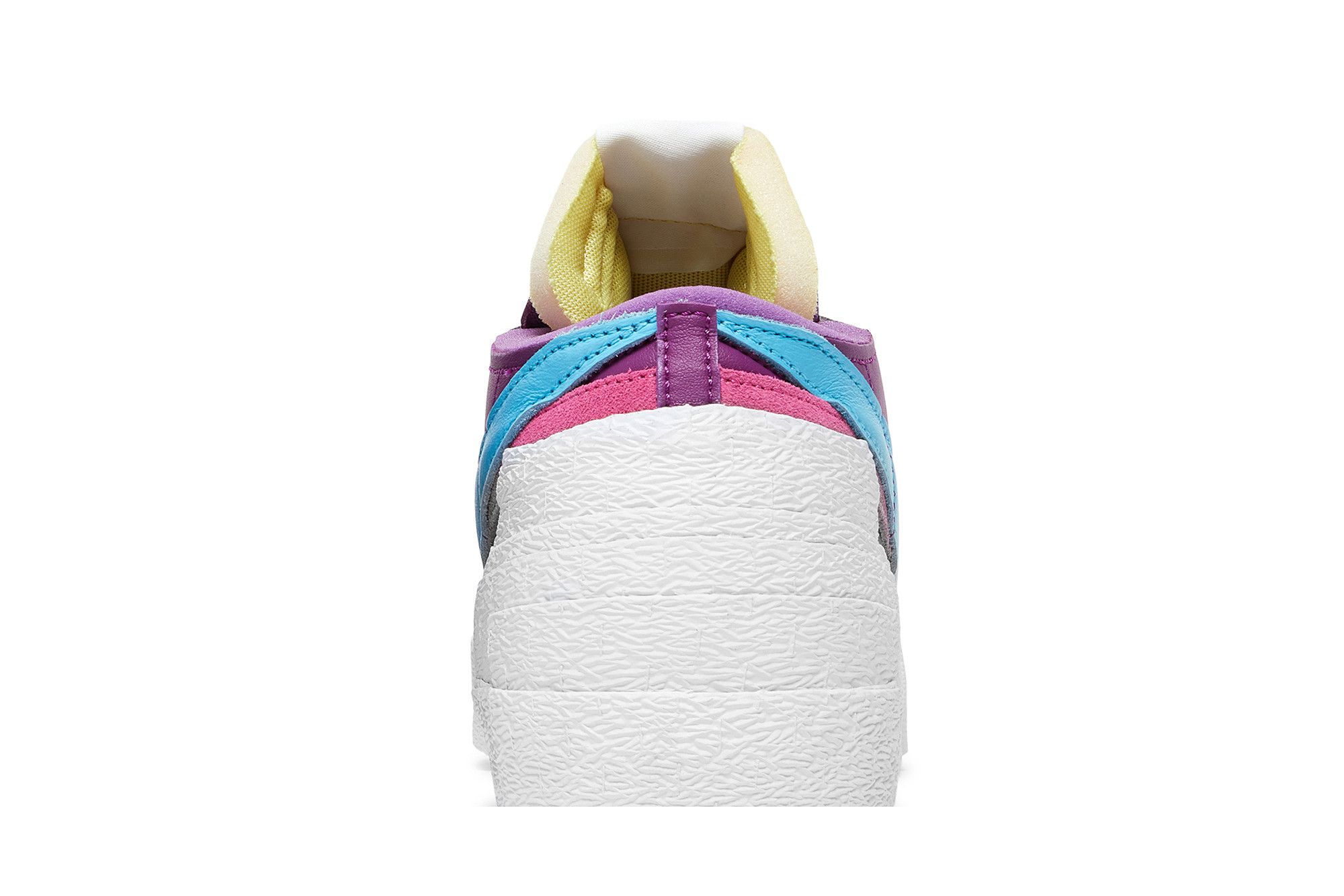 Cheap KAWS x sacai x Nike Blazer Low '紫暮' DM7901-500