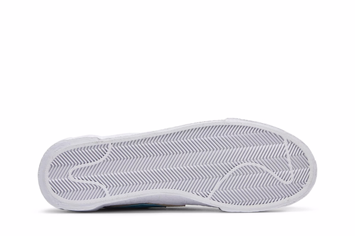 KAWS x sacai x Nike Blazer Low 'Reed' DM7901-200