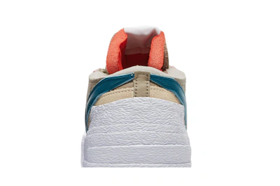 KAWS x sacai x Nike Blazer Low 'Reed' DM7901-200