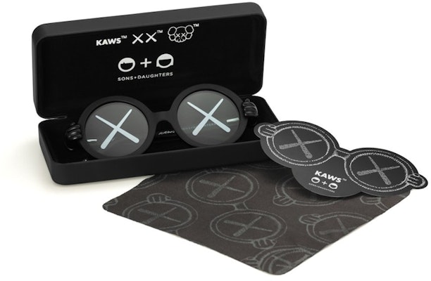 KAWS x SD Sunglasses Complete Set Lookbook KAWS x SD Sunglasses Complete Set