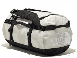 KAWS x The North Face Basecamp Duffel「月光象牙白」 Order KAWS x The North Face Basecamp Duffel「月光象牙白」